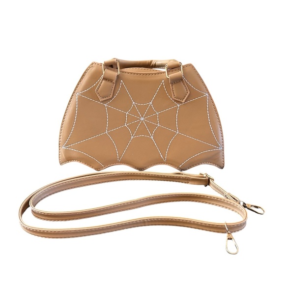 Spiderweb Purse - Picture 1 of 6